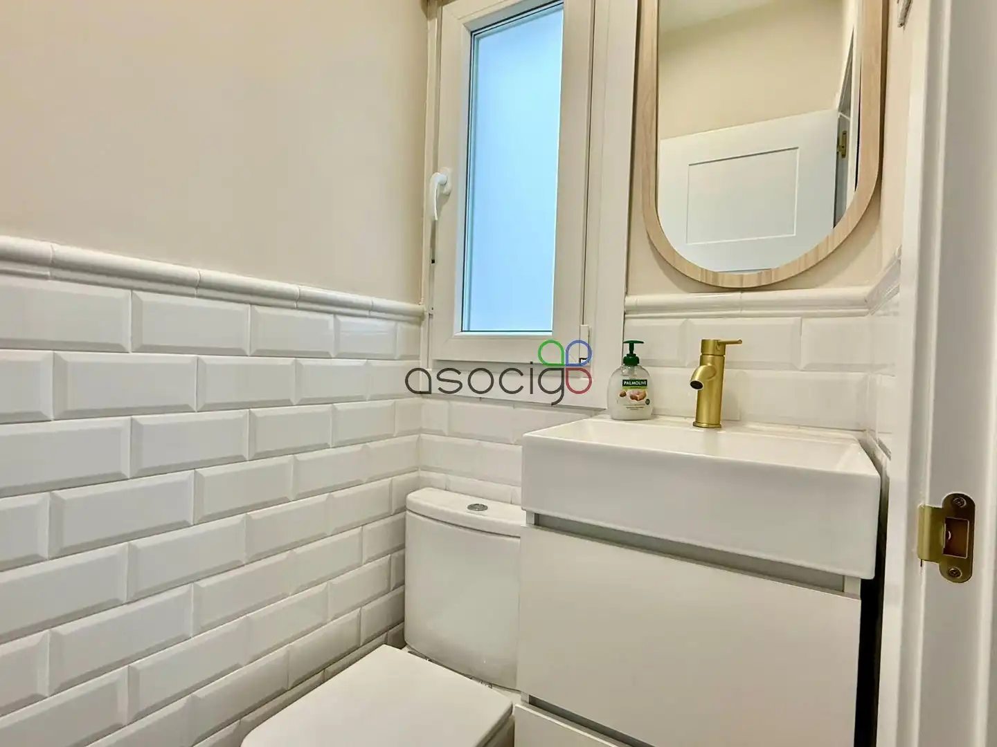 Bathroom of Flat for sale in Guadalajara  with Heating, Terrace and Storage room