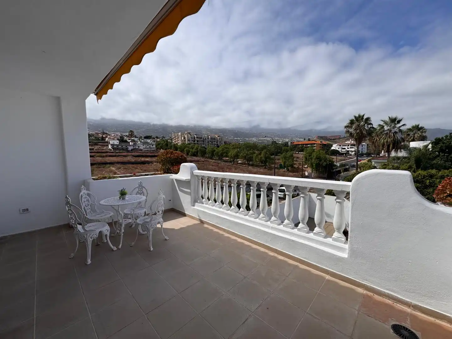 Apartment with terrace to rent in Zona Botánico, imagen 2
