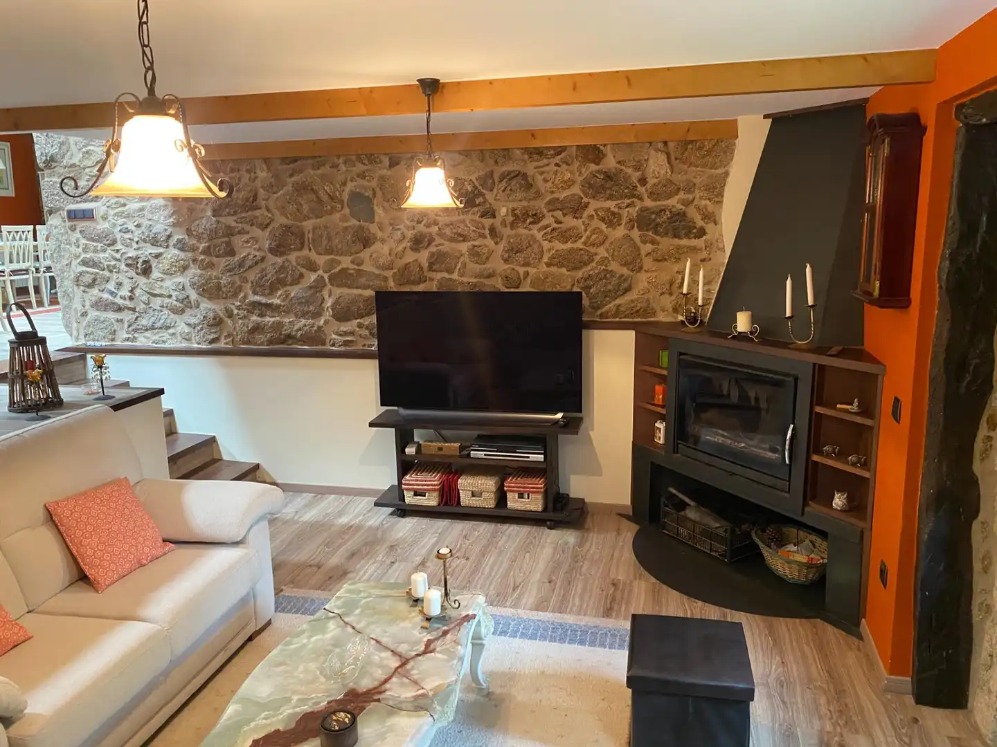 Sala d'estar de Casa o xalet en venda en A Estrada  amb Calefacció