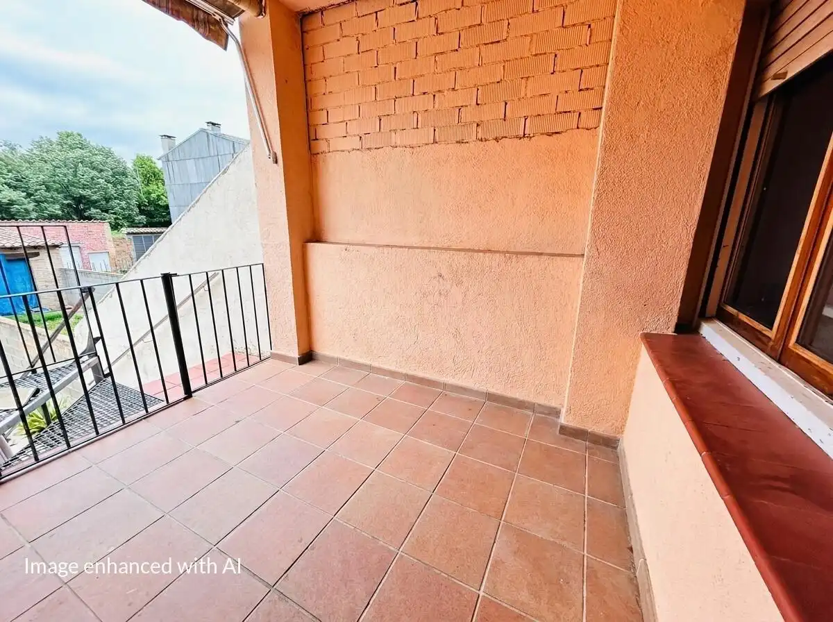 Balcony of Ground floor for sale in Manlleu  with Heating and Private garden