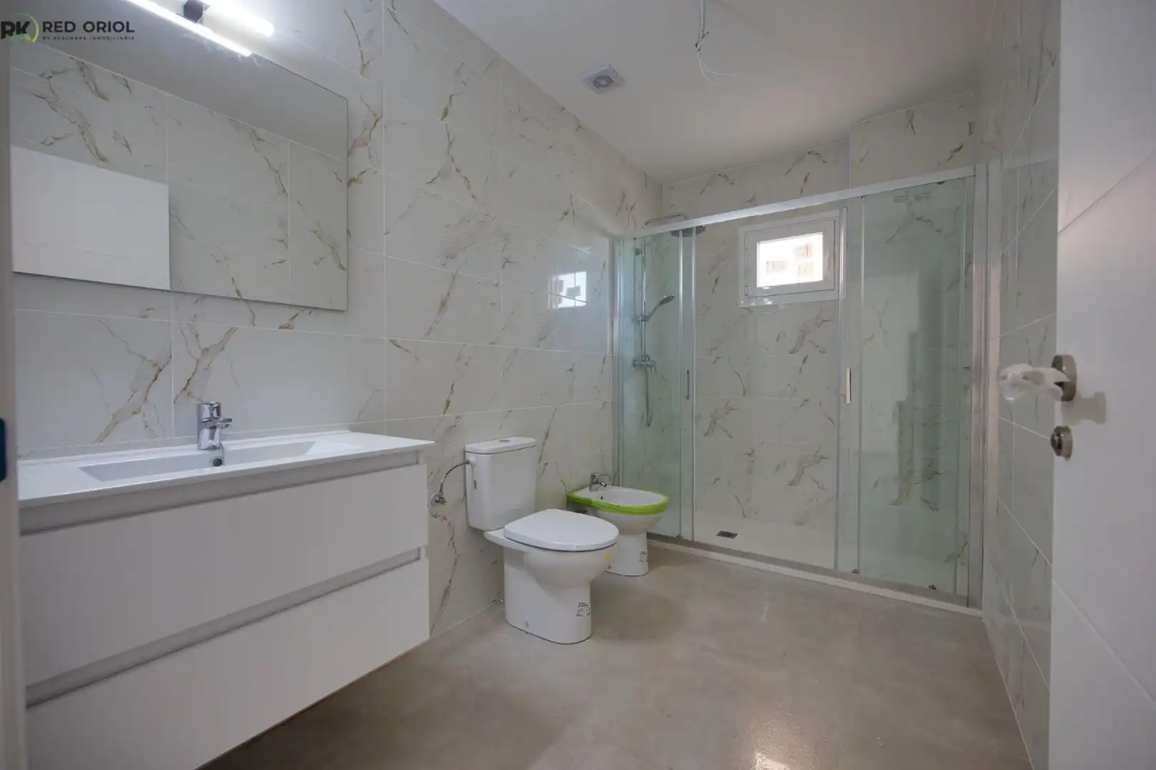 Flat for sale in Calle de Tomás Villanueva, imagen 2