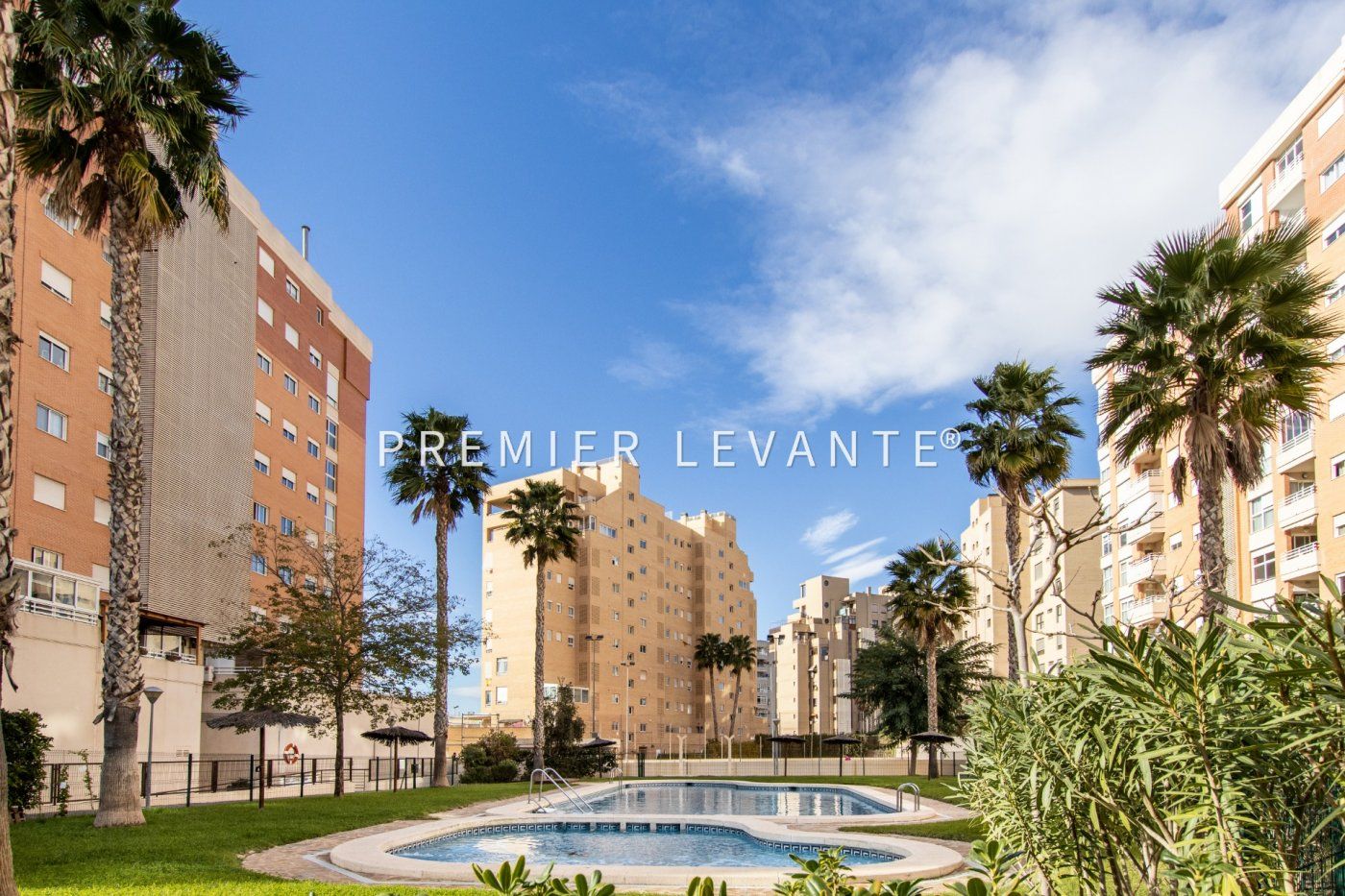 Exterior view of Flat to rent in Alicante / Alacant  with Air Conditioner, Terrace and Balcony