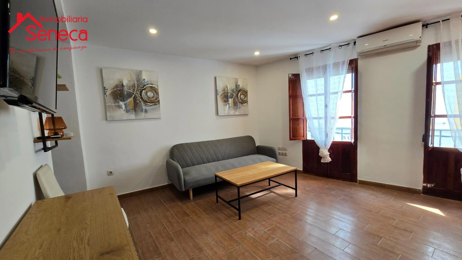 Sala de estar de Piso en venta en  Córdoba Capital con Aire acondicionado, Terraza y Trastero
