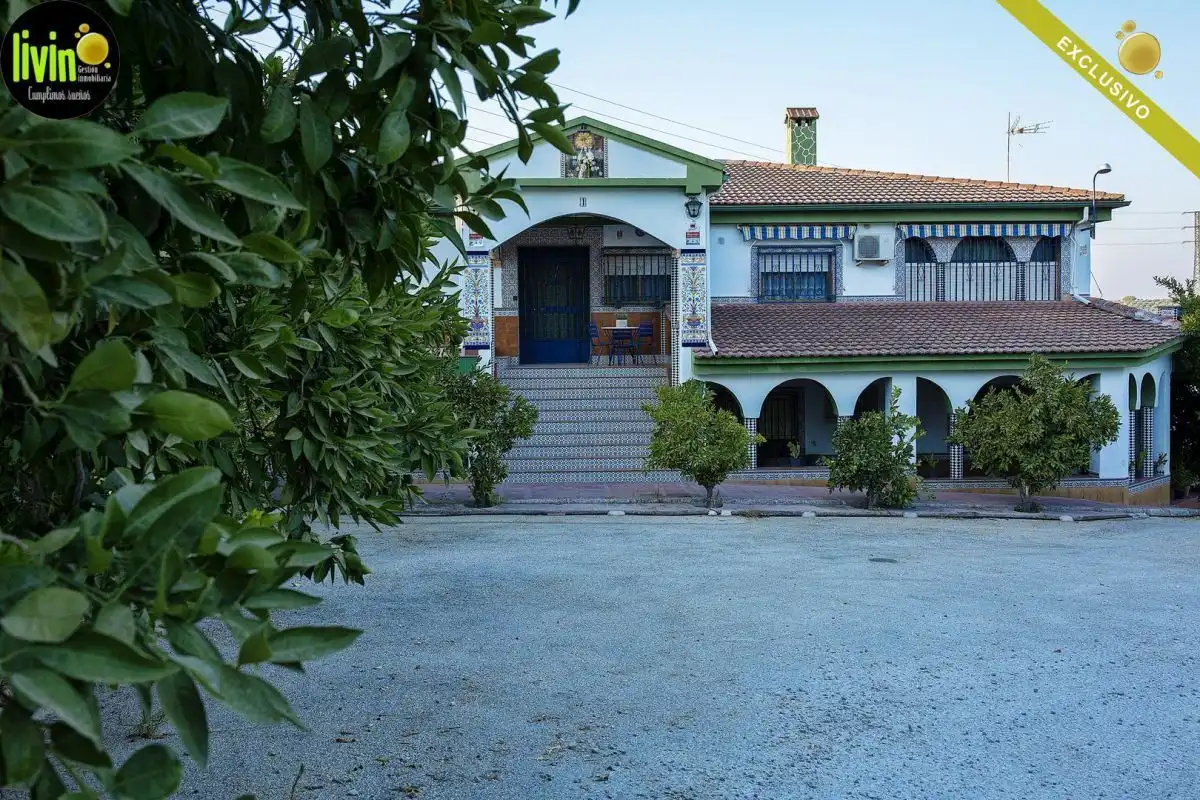 Vista exterior de Casa o xalet en venda en Puente Tablas - Puente Nuevo - Cerro Molina
