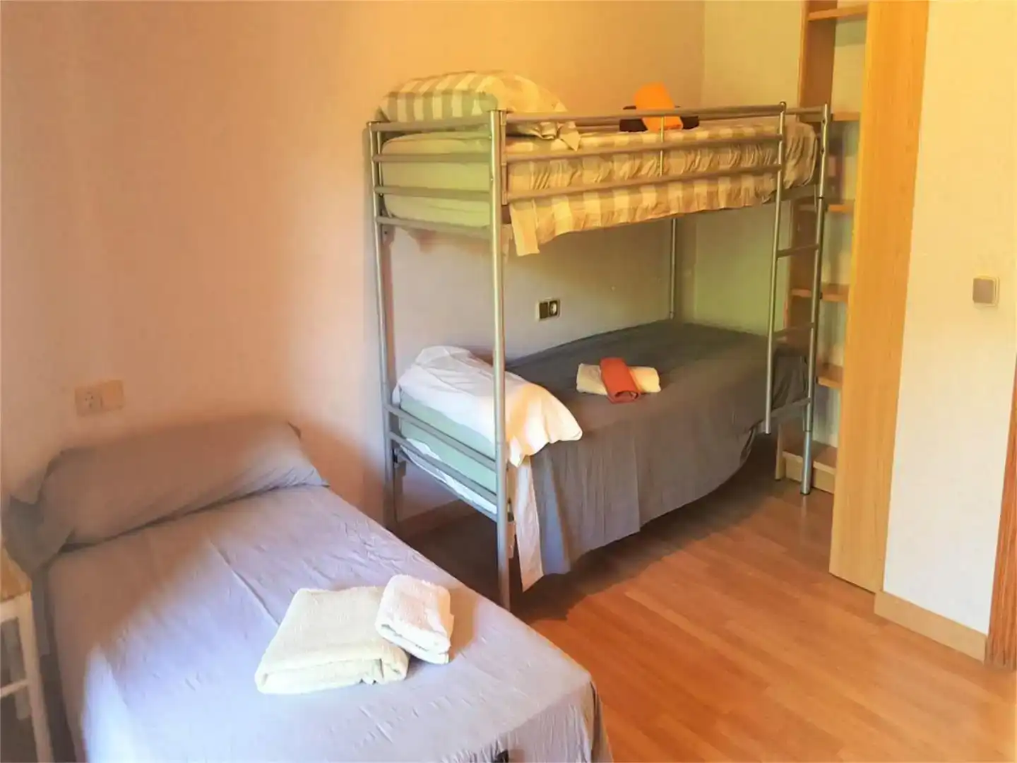 Dormitori de Casa o xalet de lloguer en Lloret de Mar amb Aire condicionat, Piscina i Moblat