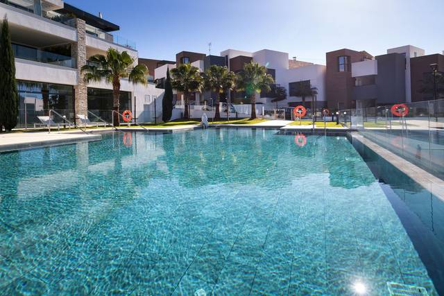 Apartamento en Venta en Cabopino - Artola