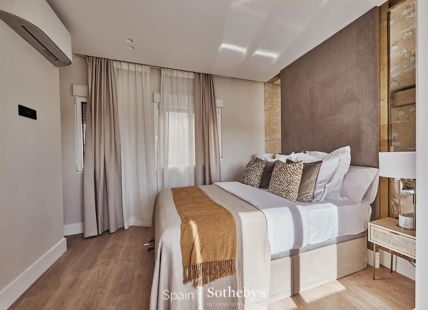 Schlafzimmer von Wohnungen zum Verkauf in Madrid mit Klimaanlage, Heizung und Terrasse
