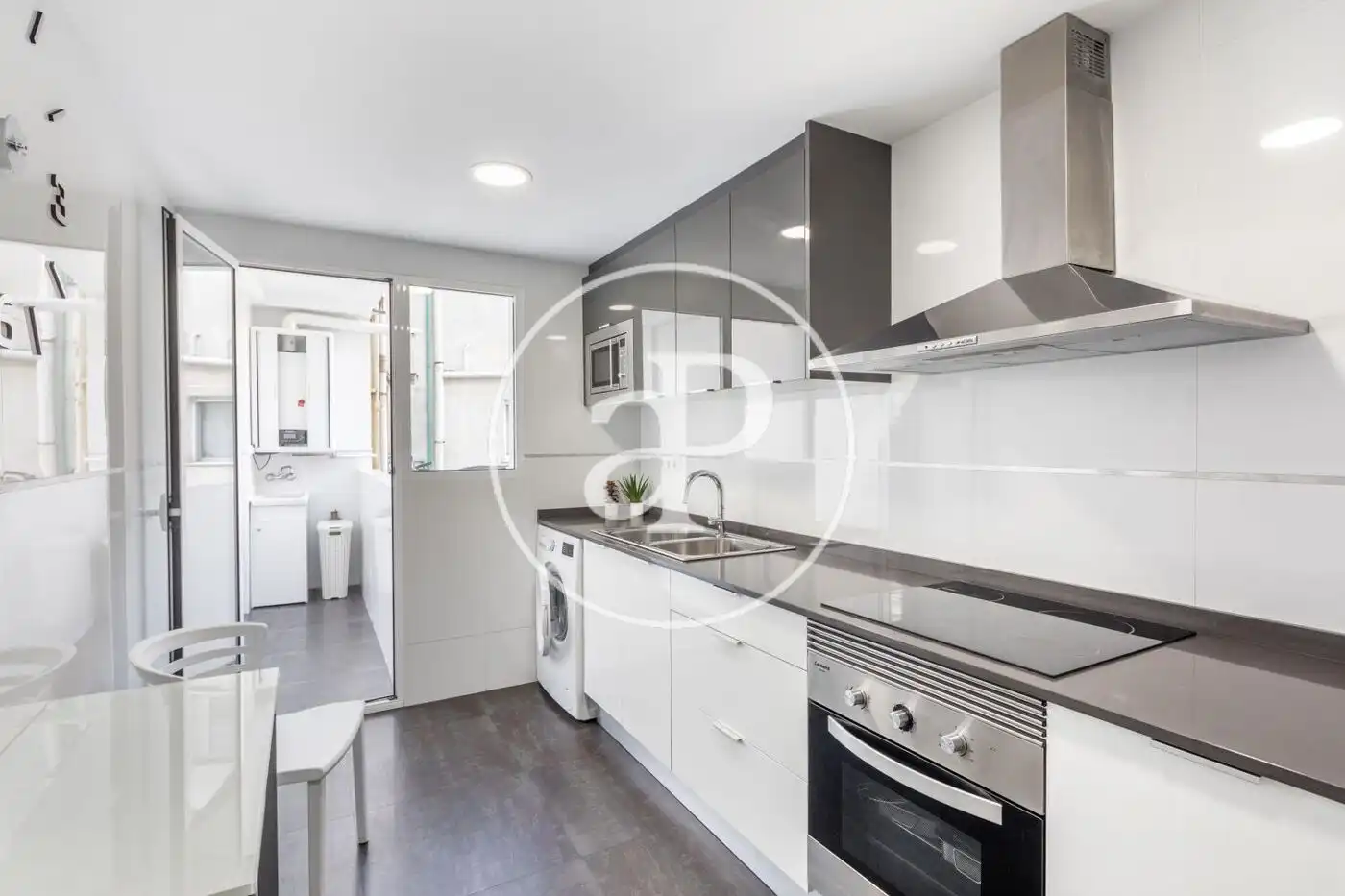Kitchen of Flat for rent in Valencia  with Heating, Furnished and Balcony