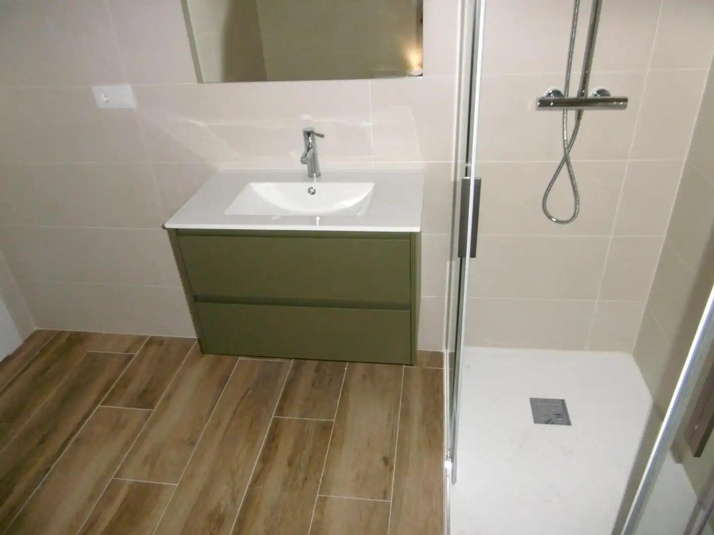 Badezimmer von Erdgeschoss zum Verkauf in Valladolid mit Klimaanlage und Heizung