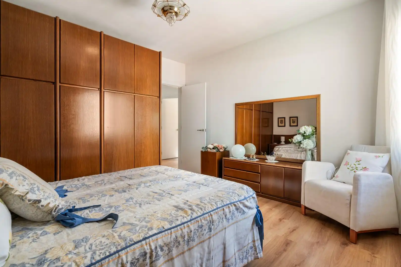 Habitación de Casa adosada en venta en Mollet del Vallès con Aire acondicionado, Calefacción y Jardín privado