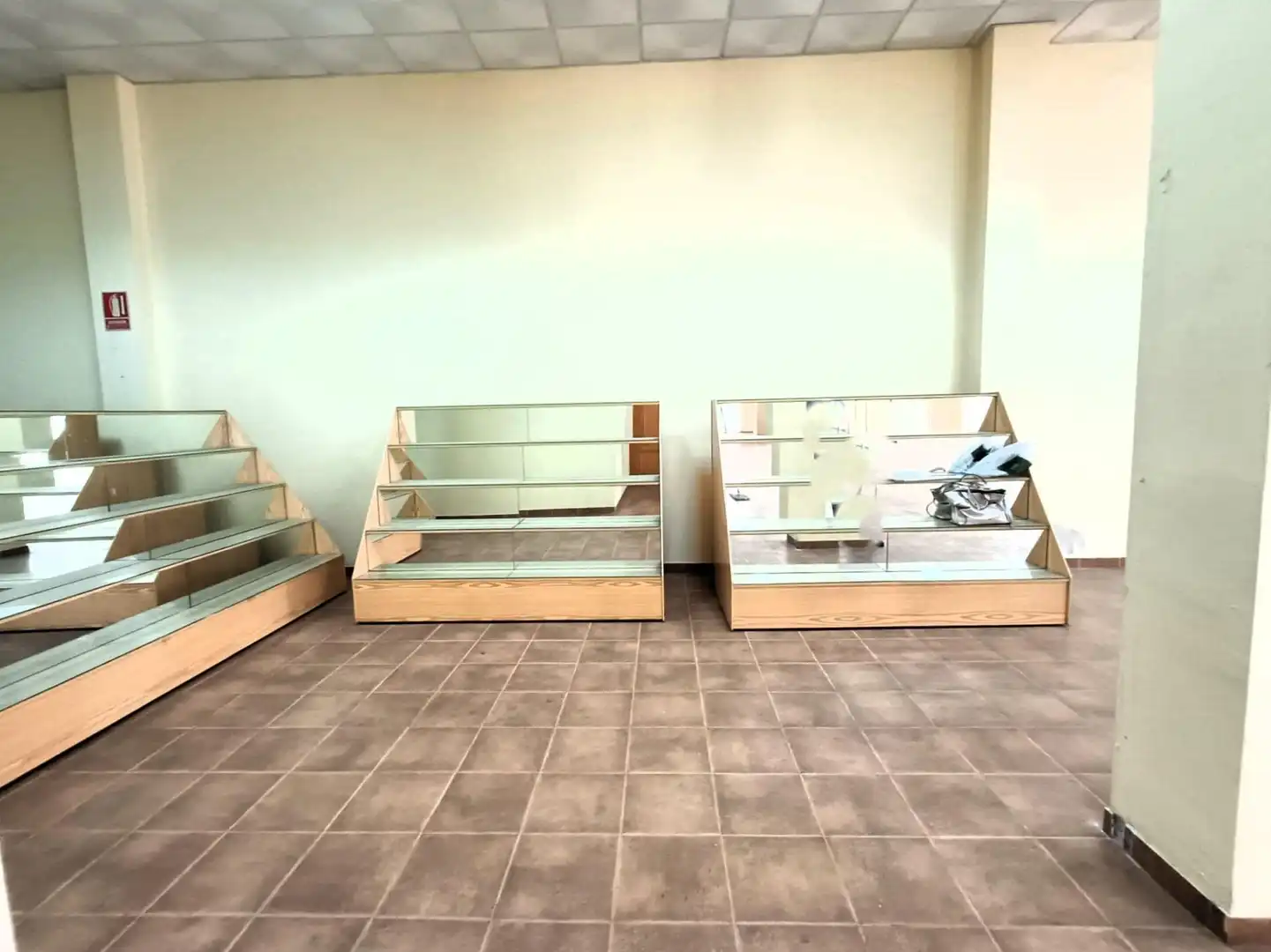 Local comercial en venta en Florida - Ciudad de Asís, imagen 4