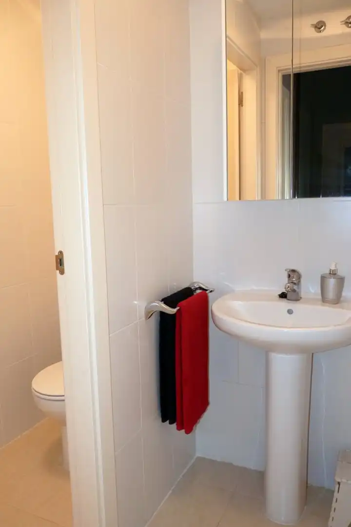 Bany de Casa adosada en venda en Vilanova de Bellpuig amb Parquet, Traster i Moblat