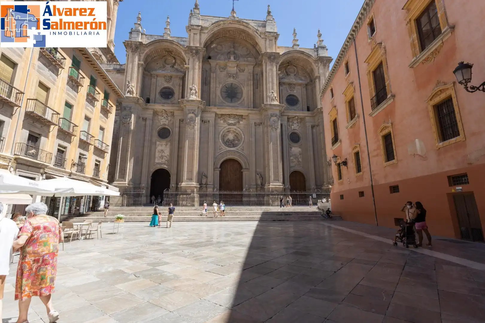 Vista exterior de Ático en venta en Granada