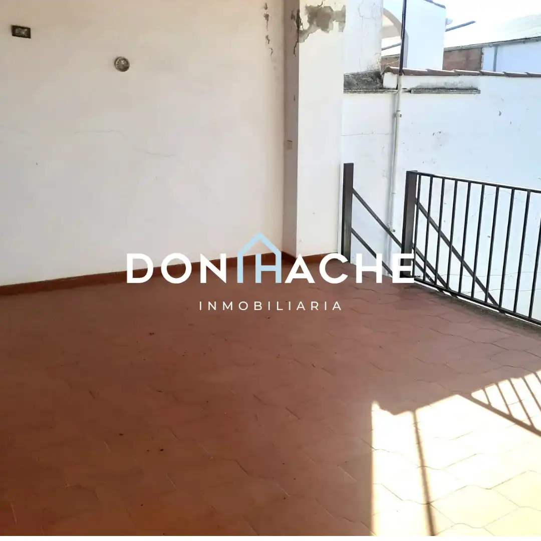 Casa o chalet en venta en Torremejía con Terraza, Trastero y Balcón