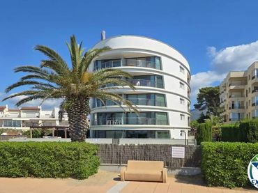 Appartement compact avec piscine à vendre à Paseo Maritimo 31