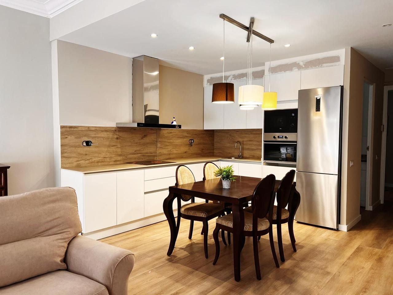 Flat to rent in Carrer Santa Marta, Centre Històric