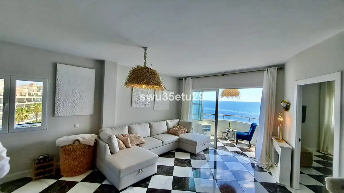 Apartament amb piscina en venda a Calahonda, imagen 5