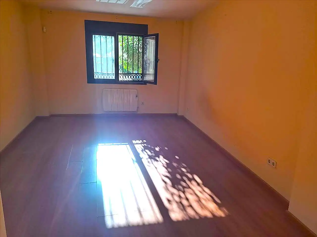 Habitación de Piso en venta en Iriépal - Taracena - Valdenoches