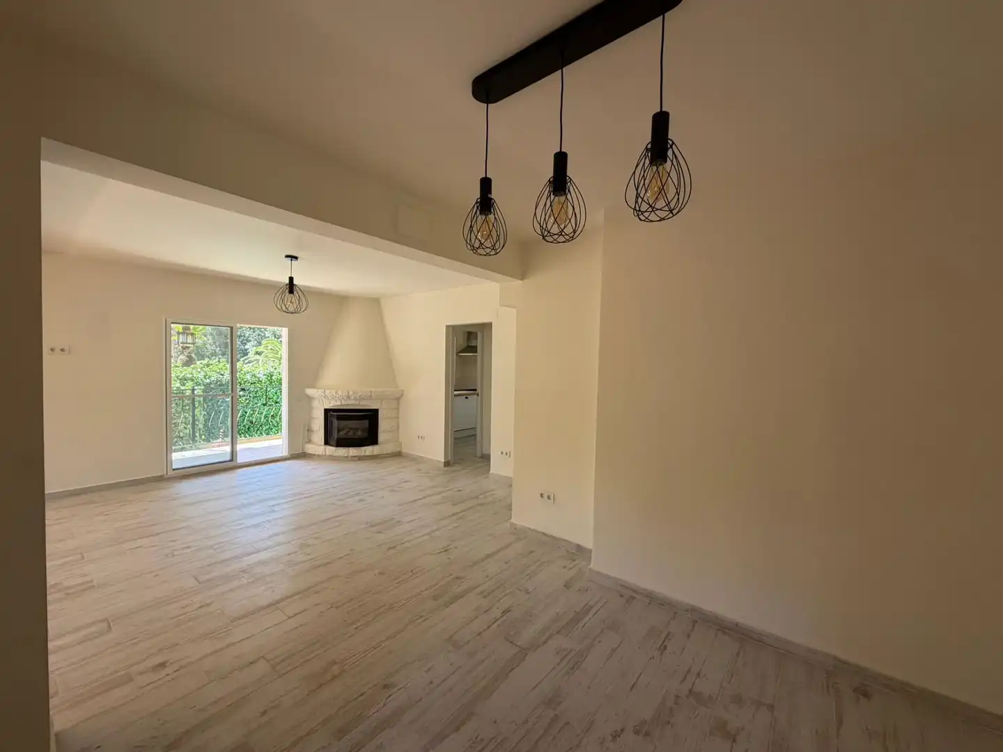 Sala de estar de Casa o chalet de alquiler en L'Alfàs del Pi con Aire acondicionado, Jardín privado y Piscina