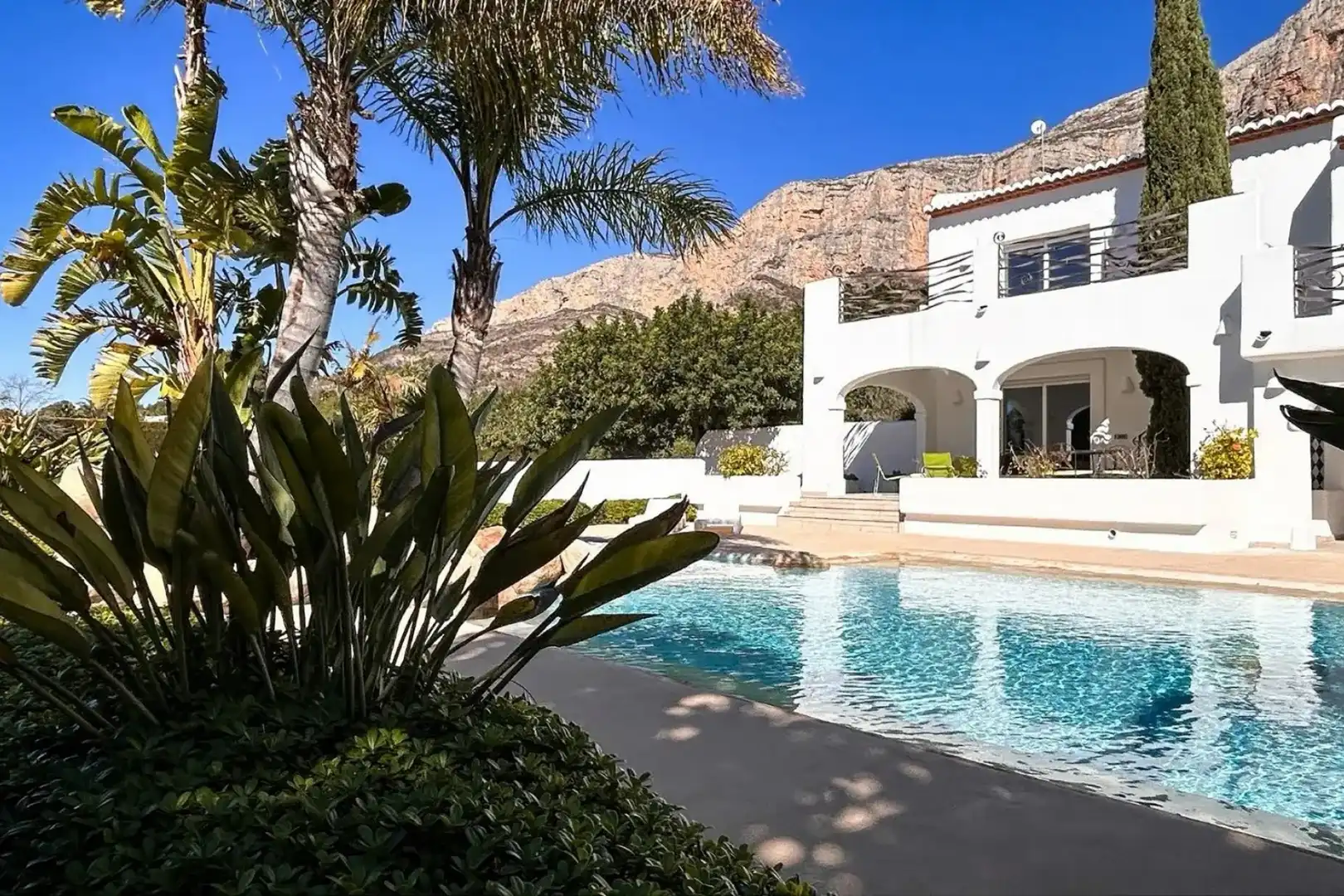 Vista exterior de Casa o xalet en venda en Jávea / Xàbia amb Calefacció, Jardí privat i Piscina