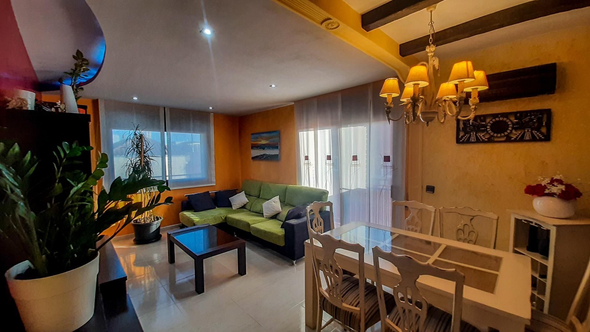 Living room of Flat for sale in Reus  with Air Conditioner, Heating and Terrace