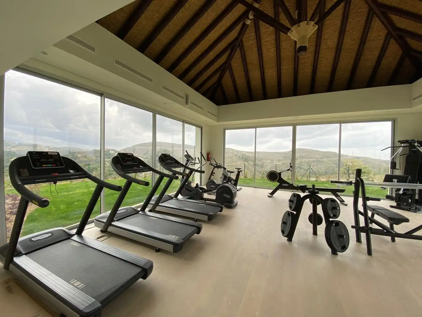 Apartment with terrace for sale in Montemayor - Marbella Club, imagen 21