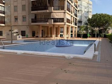 Apartamento con balcón en venta en La Curva