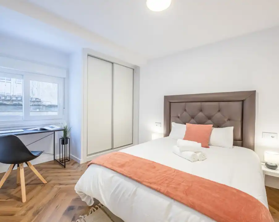 Bedroom of Flat for sale in Málaga  with Furnished, Oven and Washing machine
