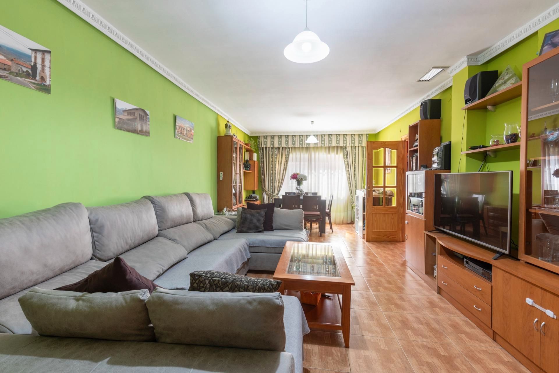 Sala d'estar de Casa o xalet en venda en Armilla amb Aire condicionat, Calefacció i Terrassa