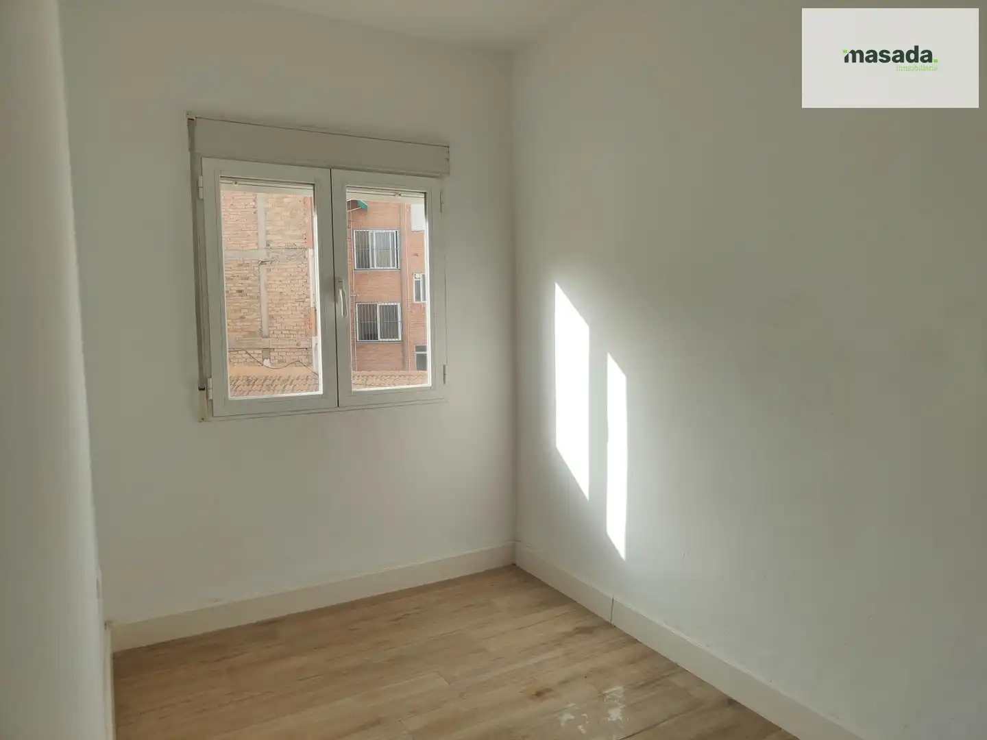 Habitación de Piso de alquiler en Granada con Aire acondicionado y Balcón