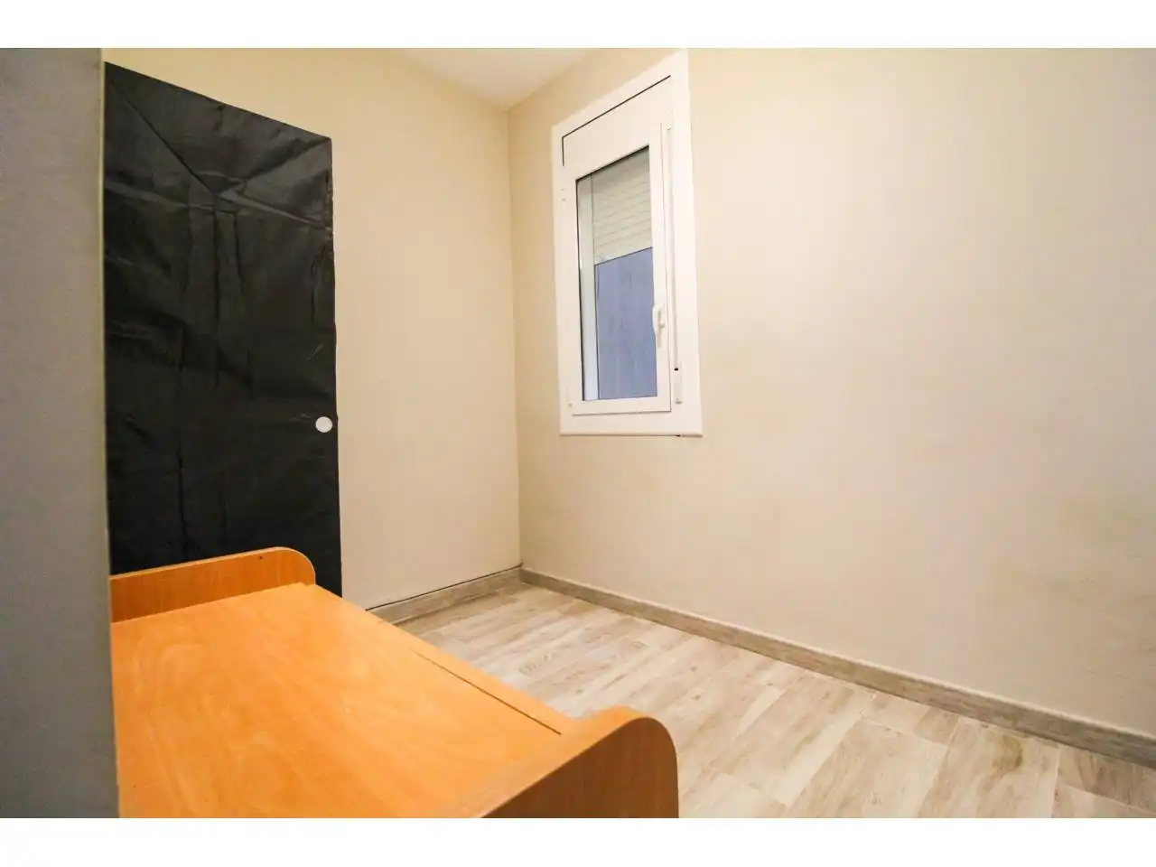 Schlafzimmer von Wohnung zur Miete in Barcelona mit Parkett, Möbliert und Alarm