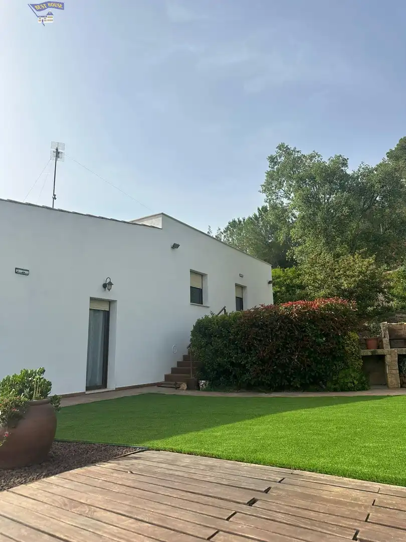 Xalet amb terrassa de lloguer a Vallirana, imagen 17