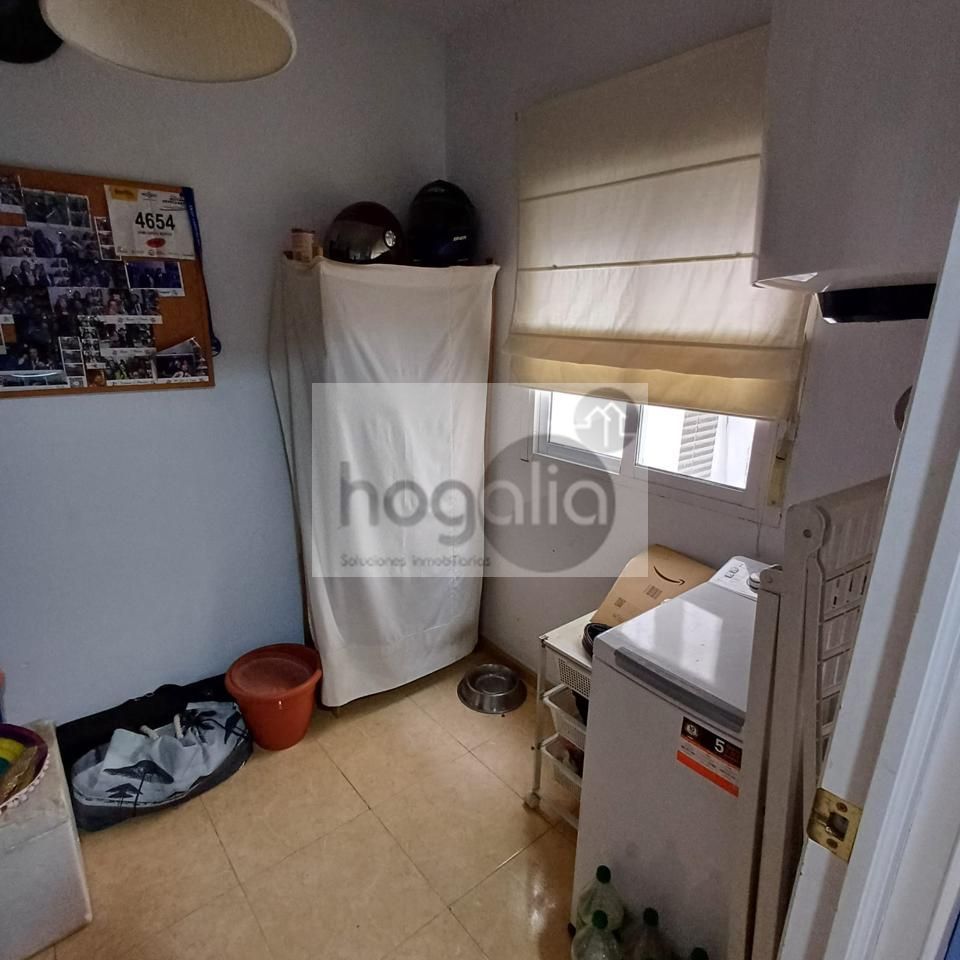 Cocina de Ático de alquiler en  Sevilla Capital con Aire acondicionado y Terraza