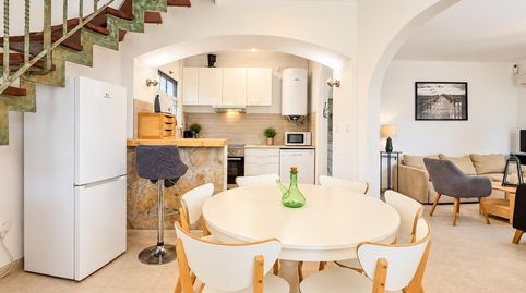 Empuriabrava  Casa mediterránea con piscina privada, jardín y licencia turística a 400 m de la playa, imagen 5
