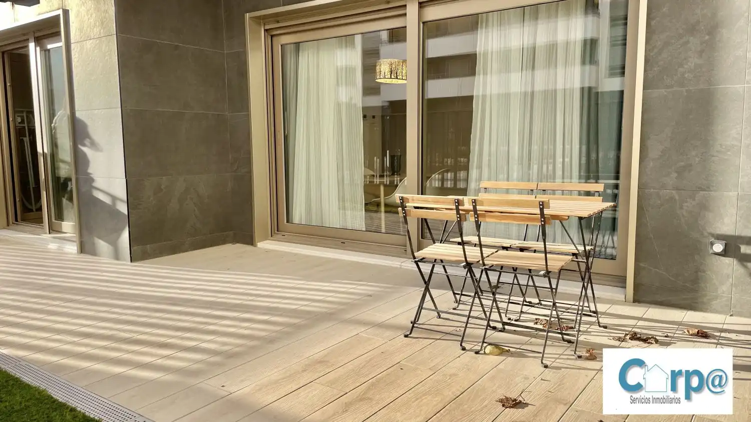Terrasse von Wohnung zur Miete in  Pamplona / Iruña mit Heizung, Terrasse und Abstellraum