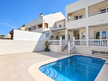 Piso en venta en Calle Aparejadores