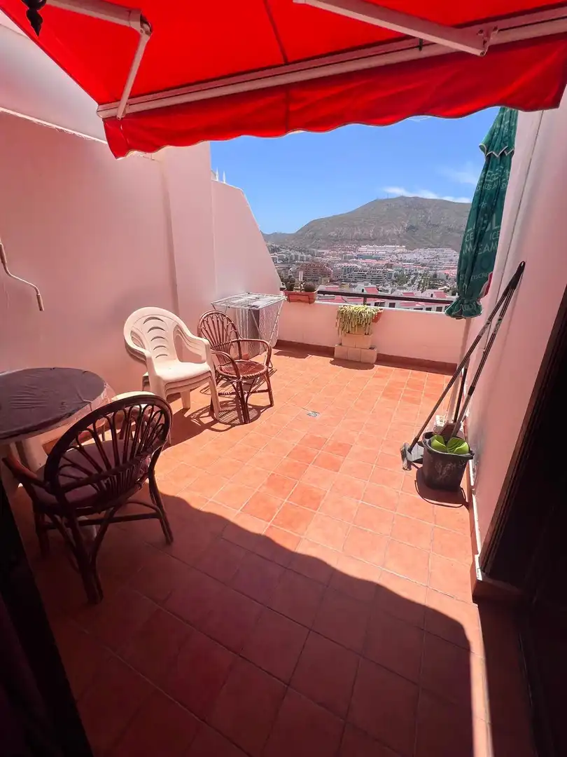Terraza de Apartamento en venta en Arona con Terraza, Amueblado y Piscina comunitaria