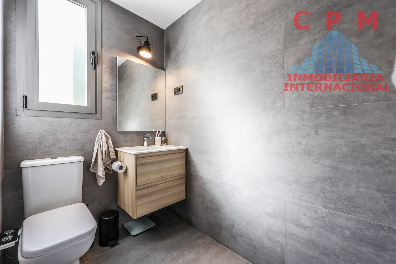 Badezimmer von Wohnung zur Miete in Madrid mit Klimaanlage, Heizung und Parkett