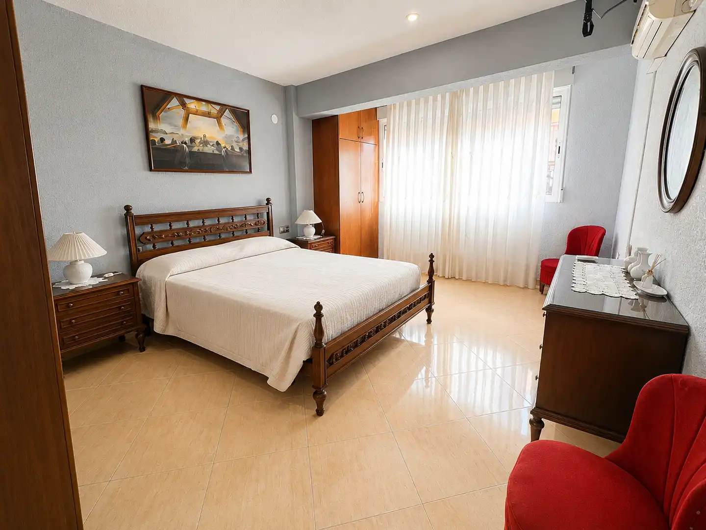 Bedroom of Flat for sale in Valencia  with Air Conditioner, Furnished and Oven