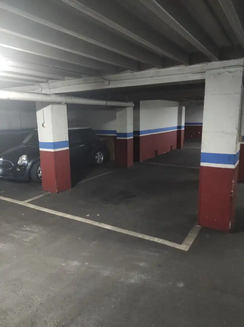 Einzelparkplatz zur Miete in Calle Julia de la Riva, imagen 2