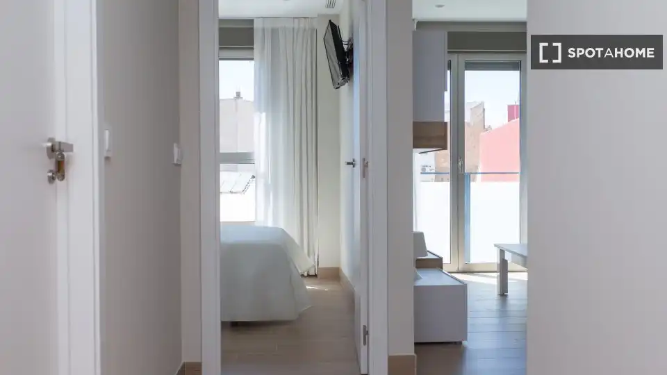 Flat with terrace to rent in L'Eixample, imagen 11