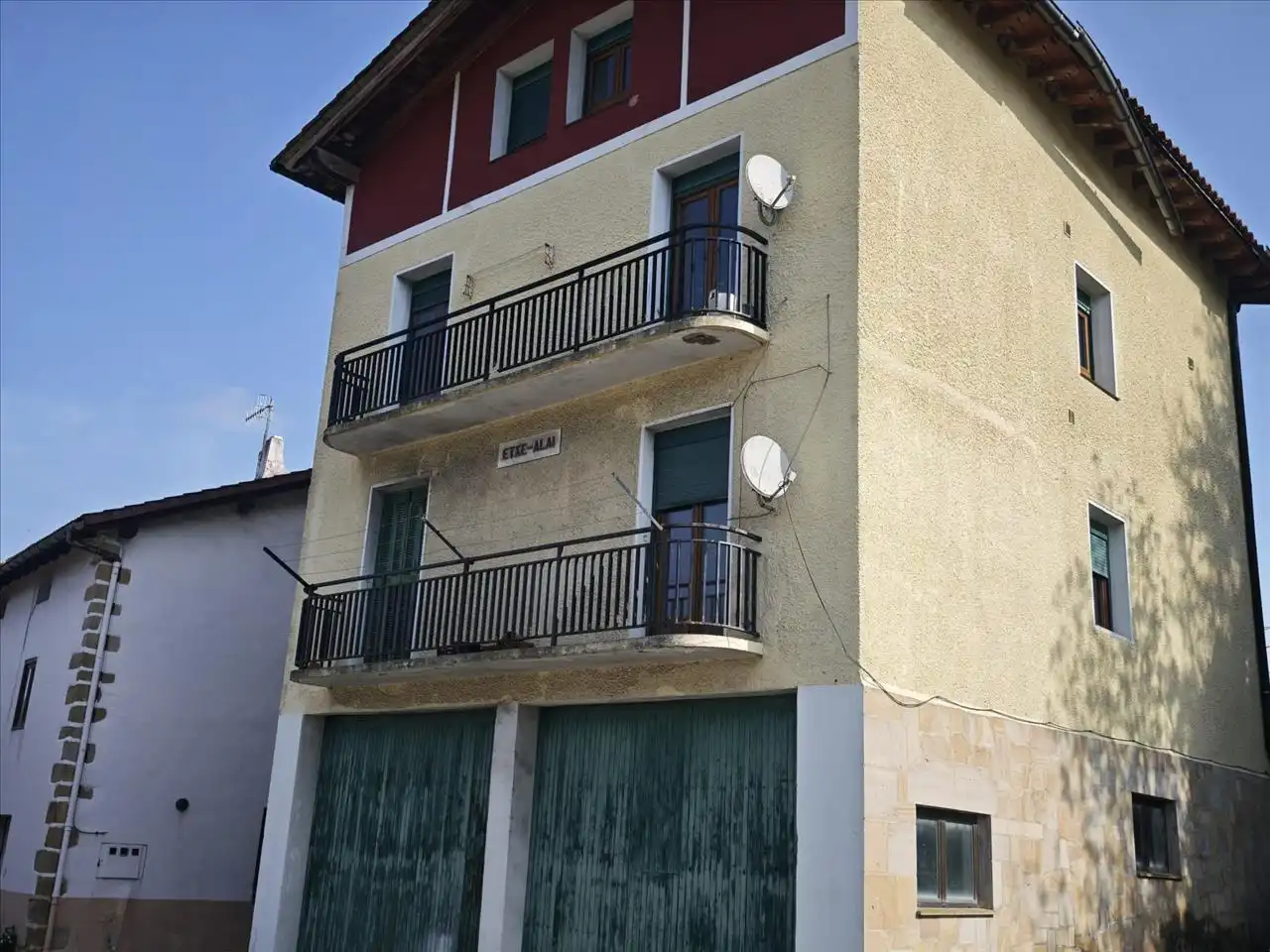 Vista exterior de Piso en venta en Usurbil con Terraza y Balcón