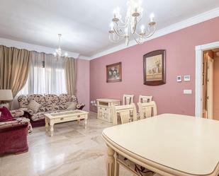 Living room of Flat for sale in  Granada Capital  with Air Conditioner, Heating and Terrace