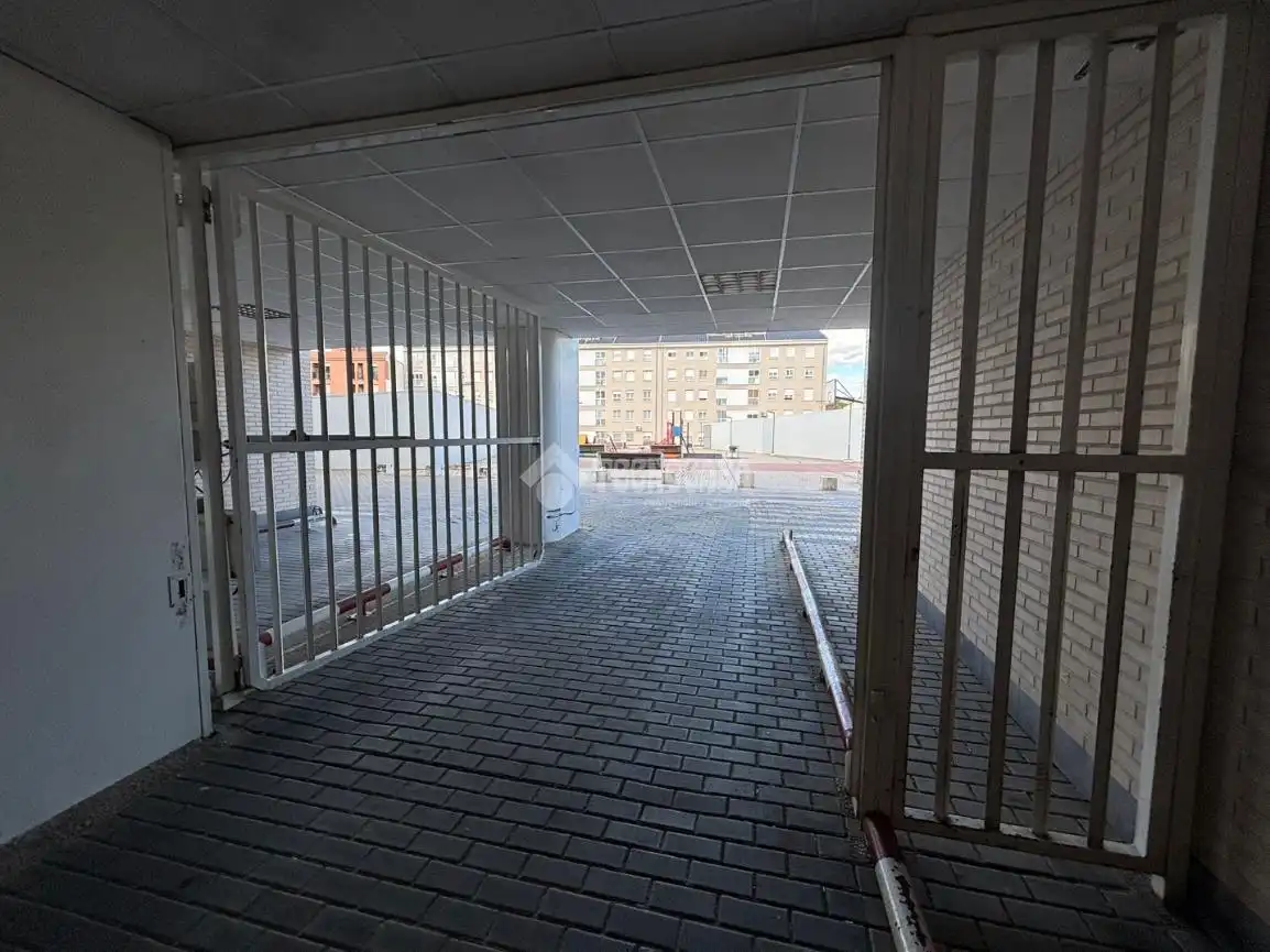 Einzelparkplatz zum Verkauf in Medina del Campo, imagen 11