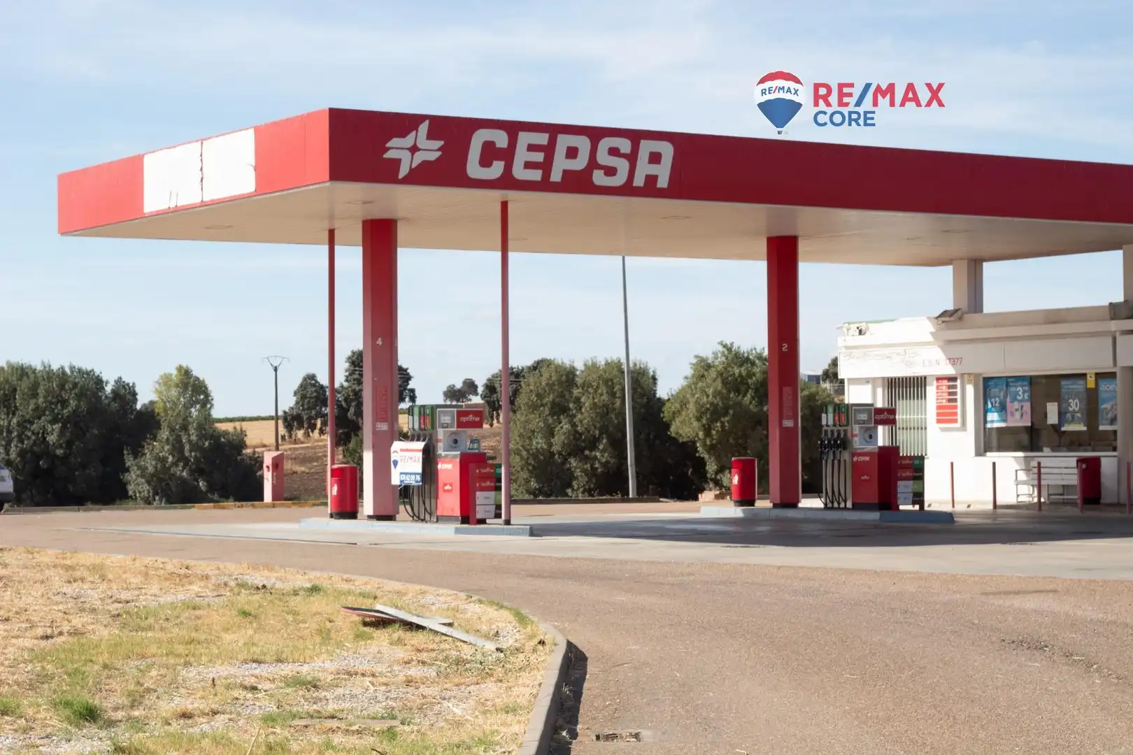 Vista exterior de Local en venda en Badajoz amb Aire condicionat