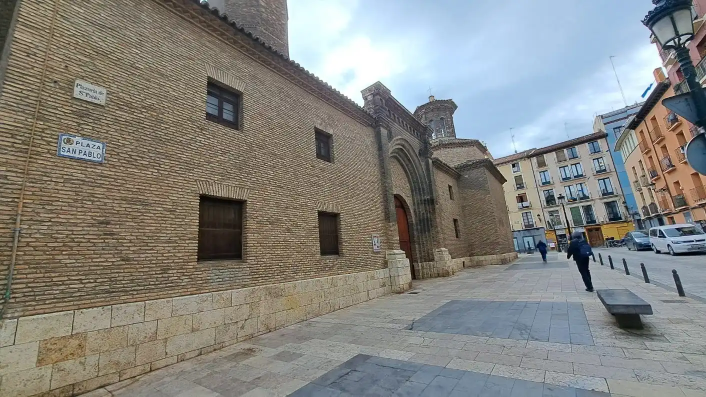 Exterior view of Flat for sale in Zaragoza  with Heating