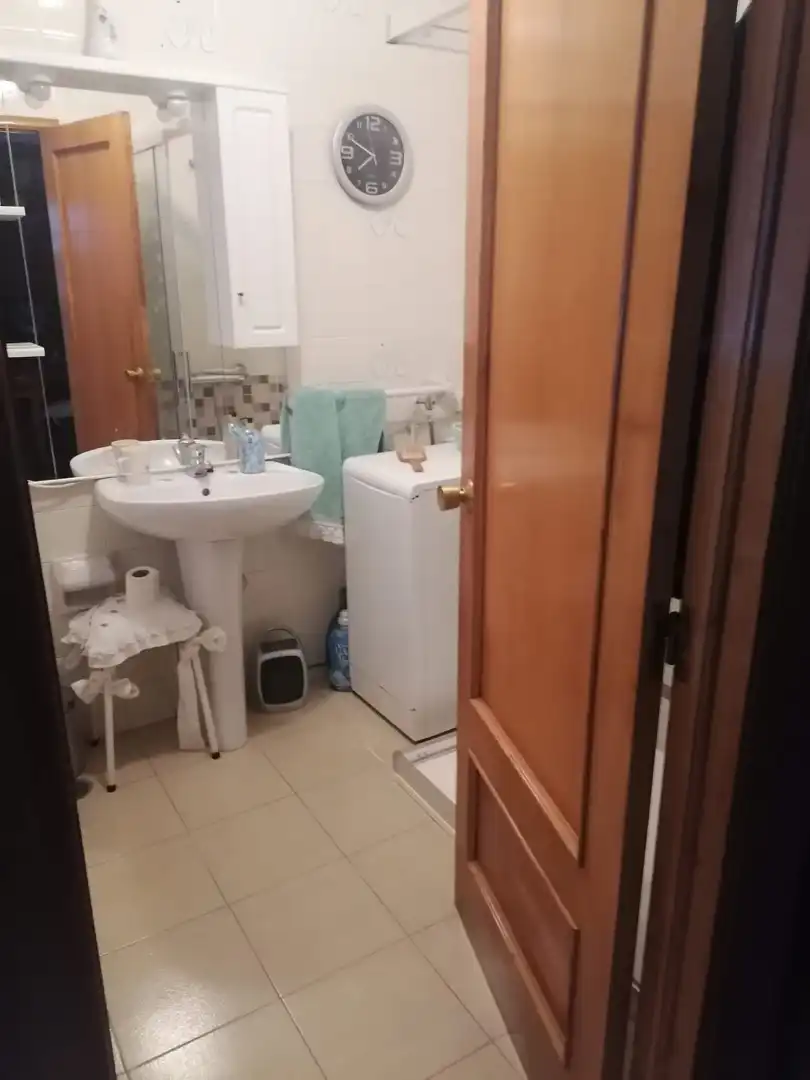 Bathroom of Houses for sale in Ourense Capital   with Heating, Private garden and Terrace