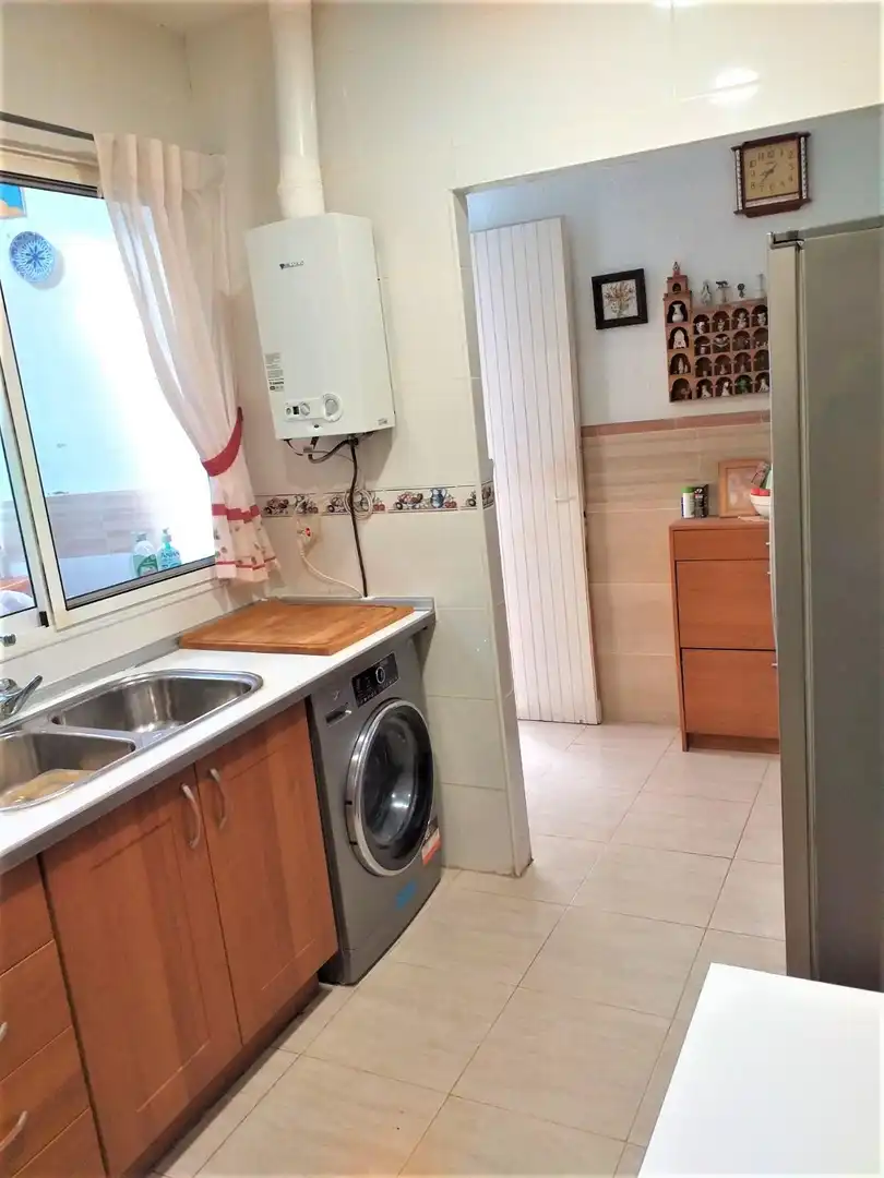 Cocina de Casa adosada en venta en Vinalesa con Aire acondicionado, Calefacción y Jardín privado
