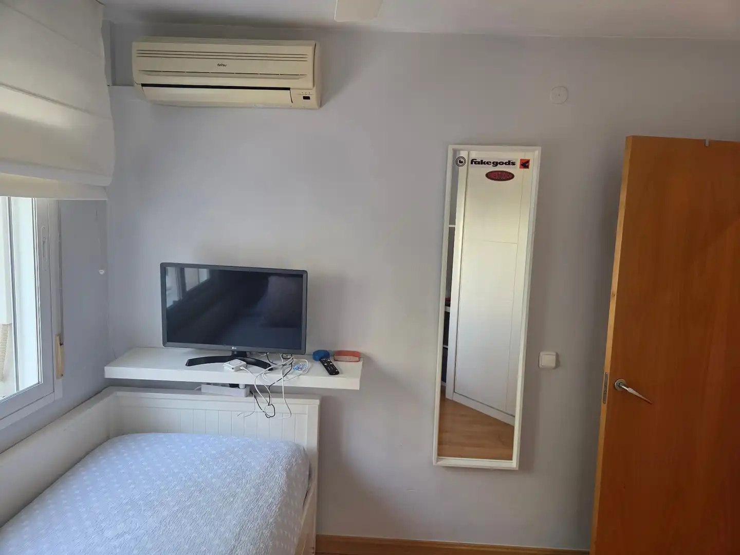Schlafzimmer von Wohnung zur Miete in Málaga mit Klimaanlage, Parkett und Möbliert