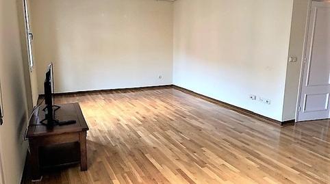 Foto 2 de Piso en venta en Avenida Alfonso VIII, Centro Ciudad, Cáceres